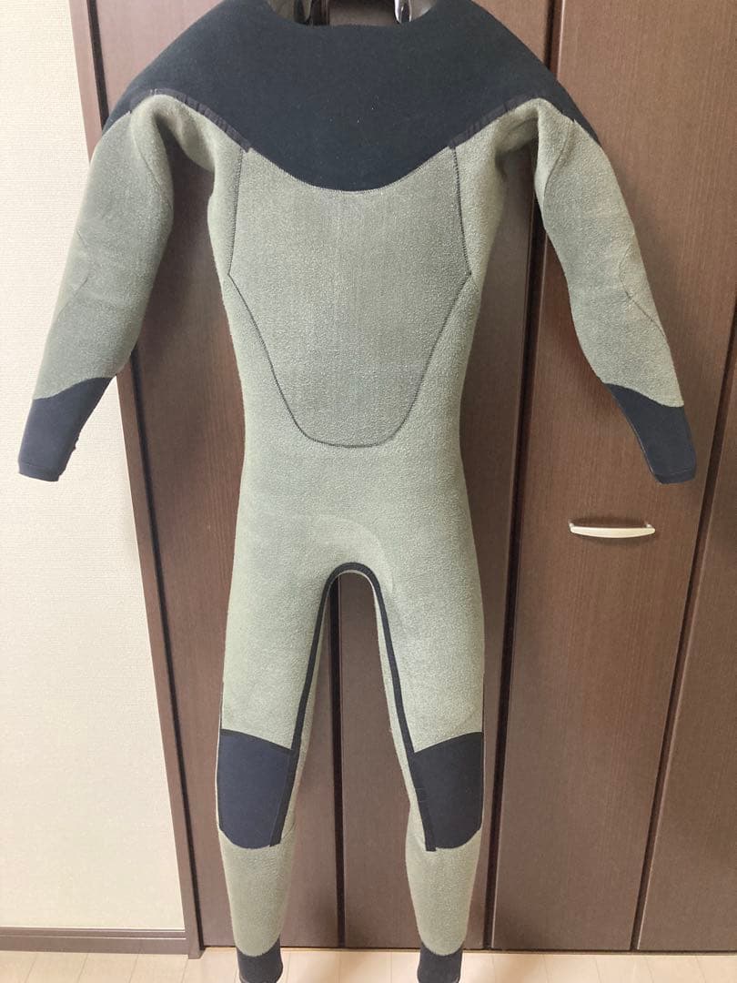 【AIRTIGHT】エアタイトウェットスーツ　セミドライ　フード付き　L