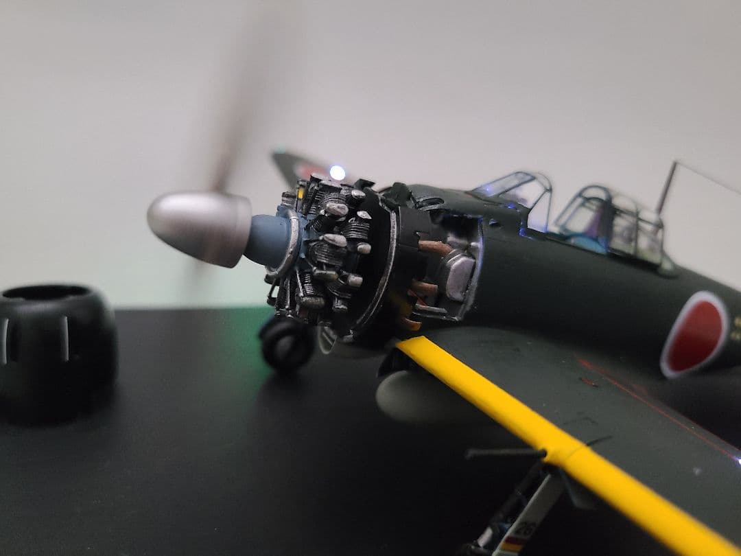 マギウス (零式艦上戦闘機52型甲 リアルモーターライズ完成品)