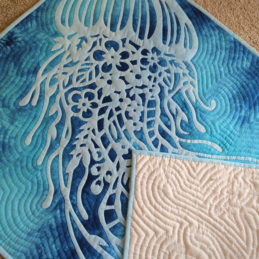 ハワイアンキルトタペストリー　ラ・フランス