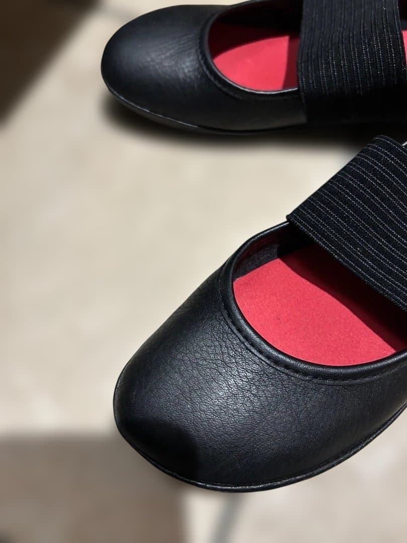 CAMPER カンペール　RIGHT NINA 黒 フラットシューズ