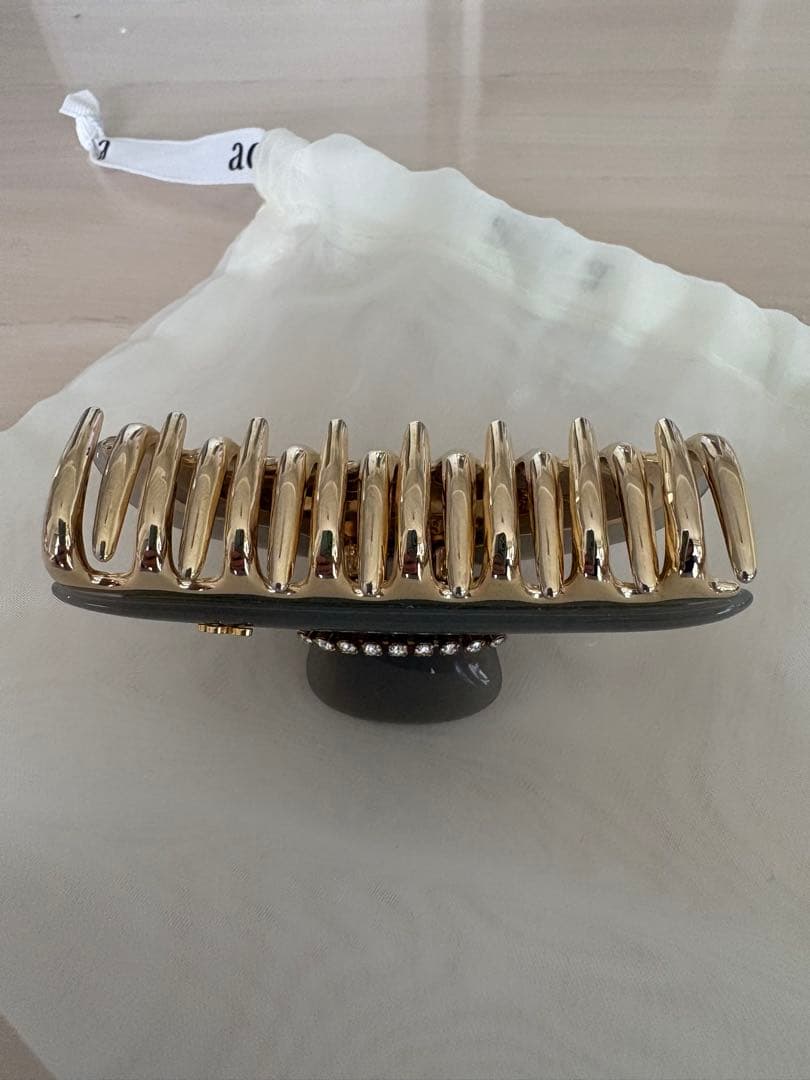 acca ヘアクリップ　グレー