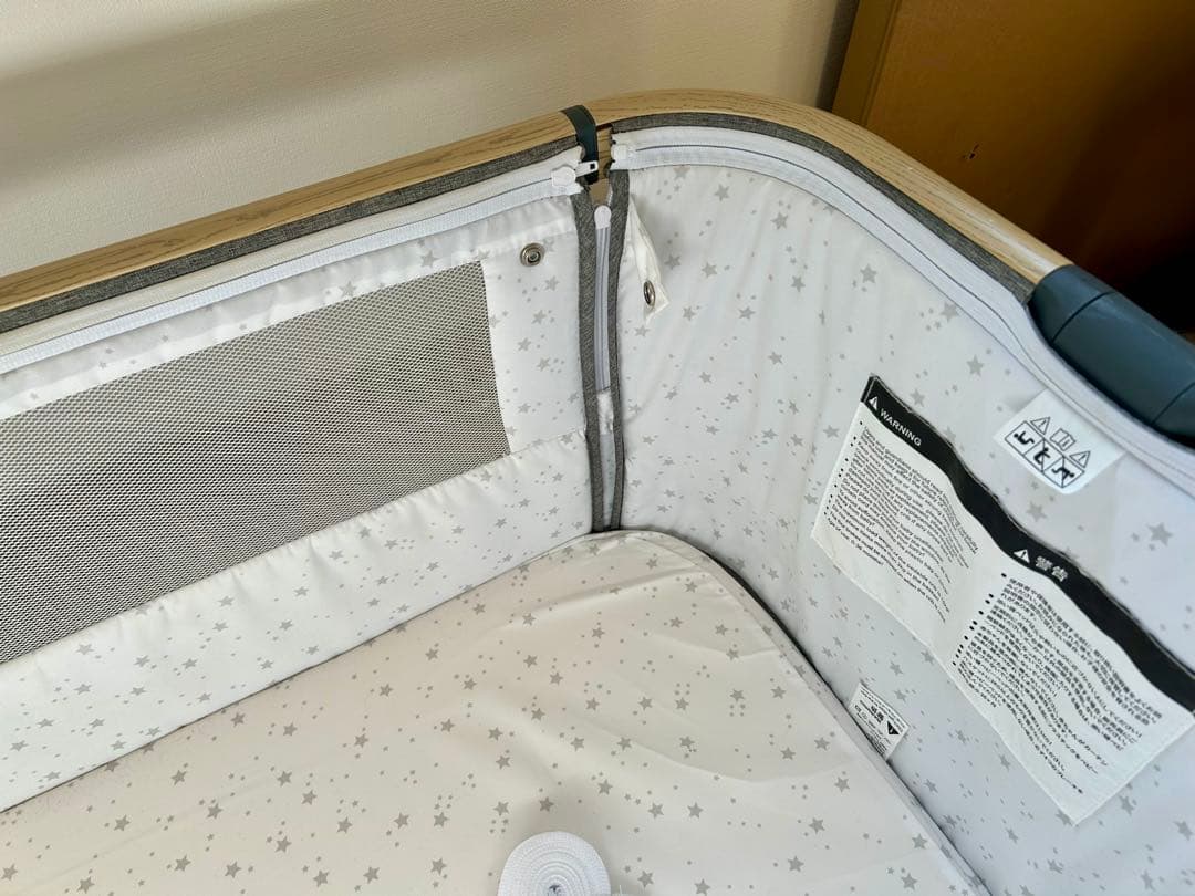 【美品】HZDMJ ベビーベッド グレー キャスター付き　高さ調整可能