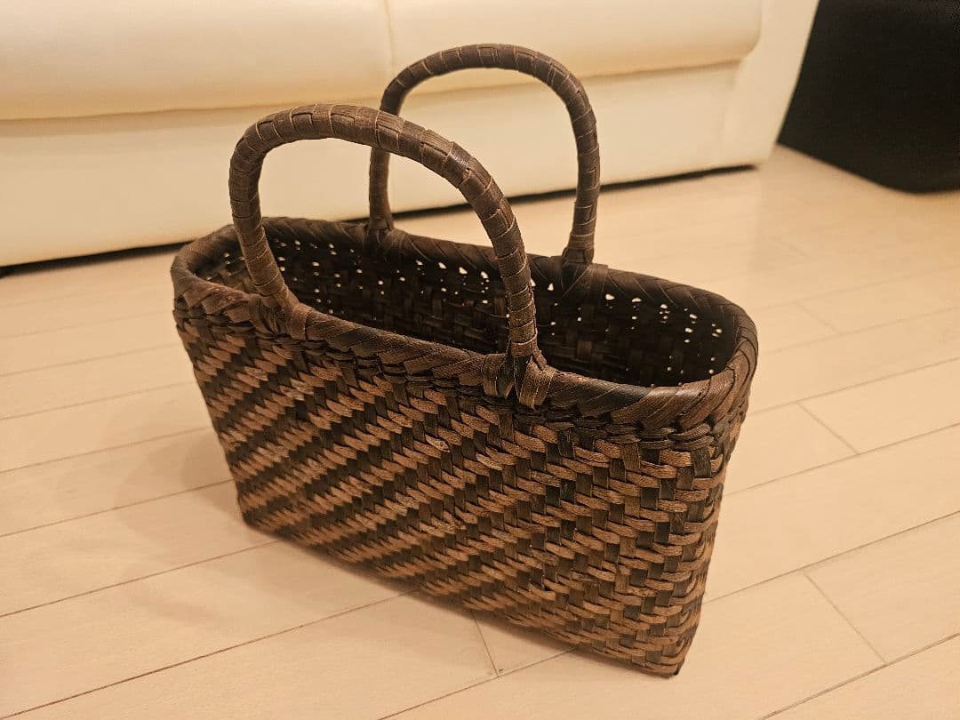 山葡萄ハンドメイドカゴバッグ