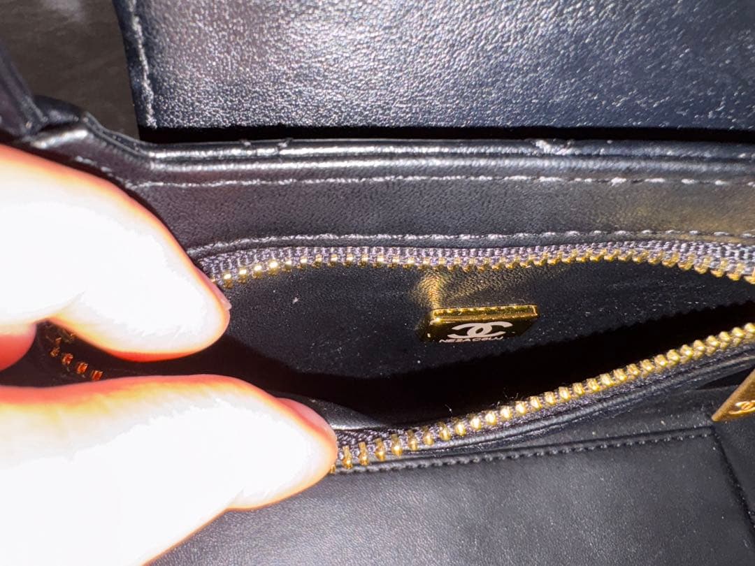 ♡美品♡ ブラック キルティング ハンドバッグ　ノベルティ