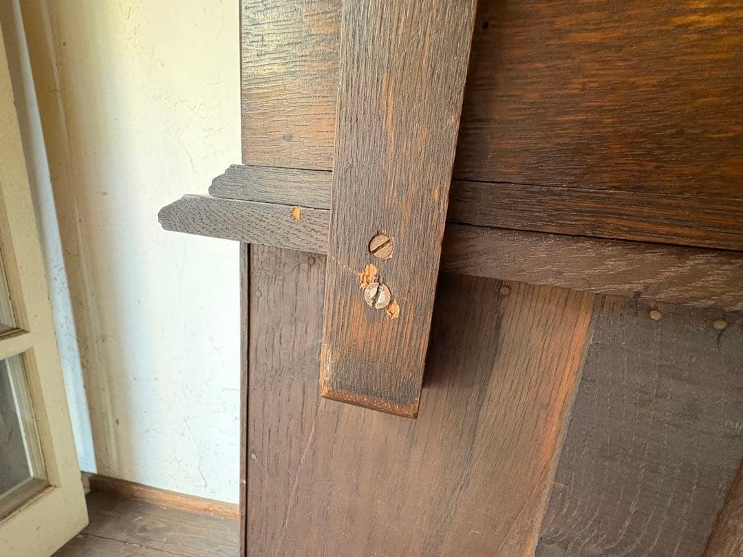 イギリスアンティーク オーク材ドレッサー 楕円形ミラー付き