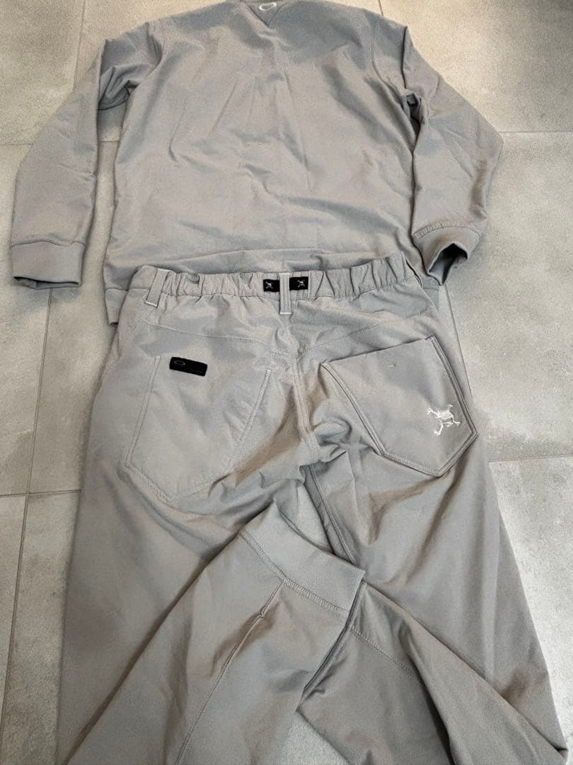 オークリー リバーシブル　ジップアップ ジャケット パンツ ジャージ　上下セット