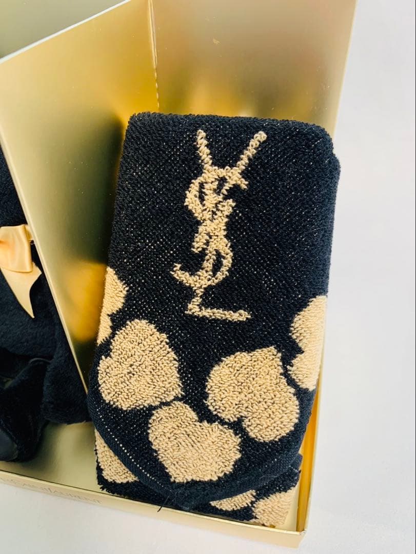 【新品未使用】YSLイヴサンローラン テディベア タオルセット