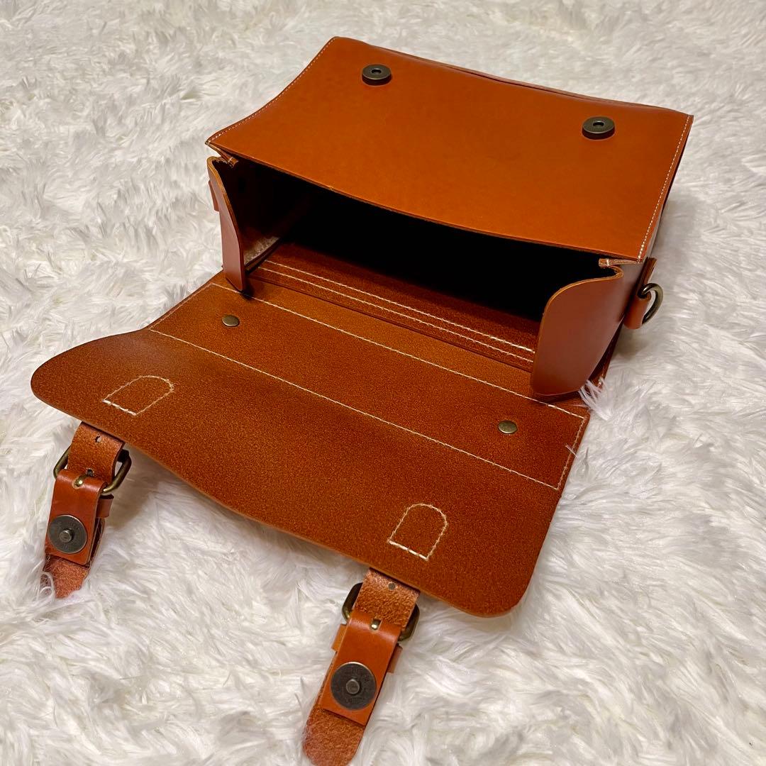 【新品】イタリアンレザー　ショルダーバッグ Wフラップ キャメル　本革　2way