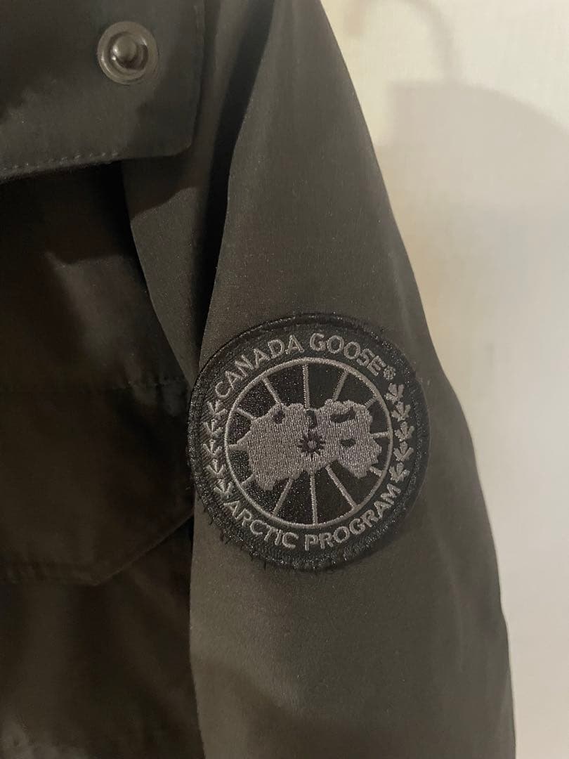 カナダグース　ブラックレーベル　メンズダウン　XS/TP