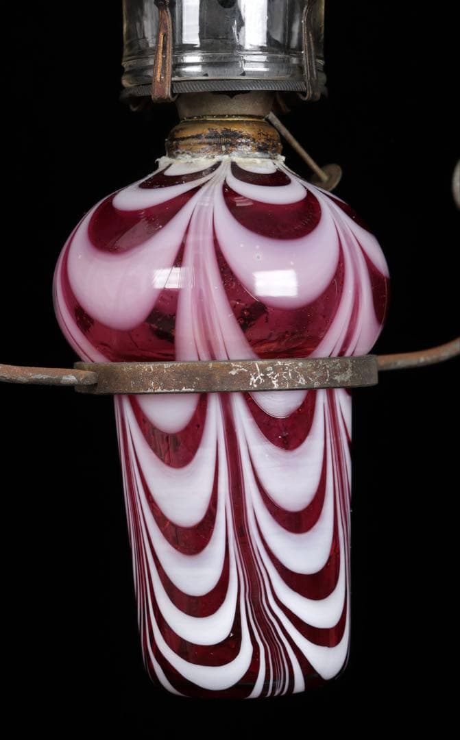 け*ん様 吊りオイルランプ 明治～大正期 乳白ガラス傘 マーブルピンク模様オイル