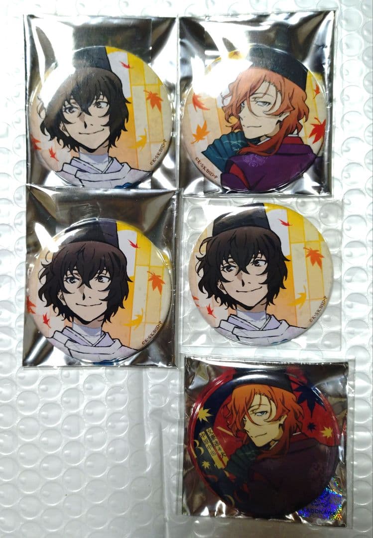 文豪ストレイドッグス　太宰　コラボカフェ本舗　迷ヰ犬怪奇譚　缶バッジ　中也