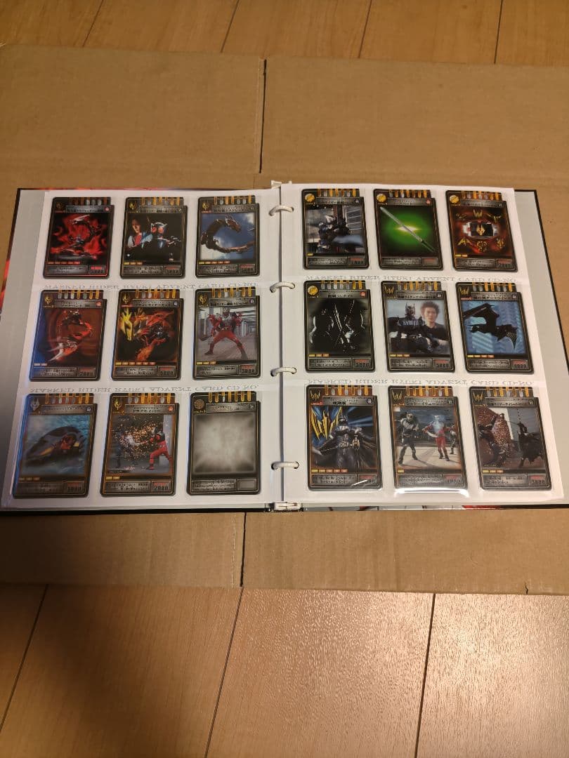 仮面ライダー龍騎 コンプリート カード ファイル アドベントカード　２２６枚