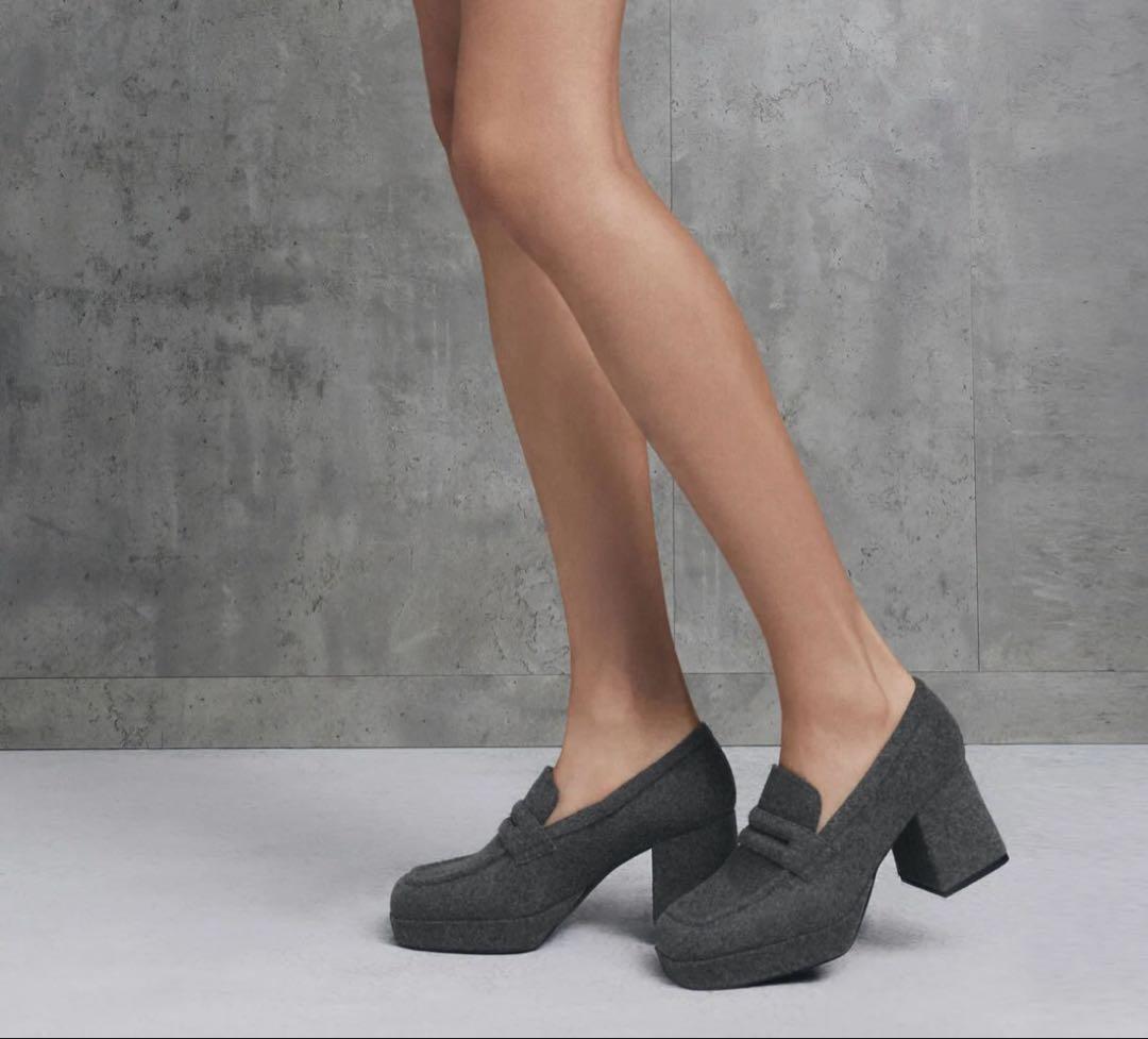 2/1までお取り置き、専用です。チャールズアンドキース　ローファー　グレー