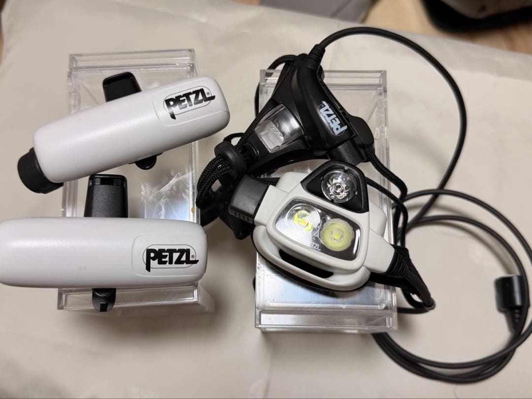 【バッテリー2個付】Petzl NAO ヘッドランプ 自動調光機能