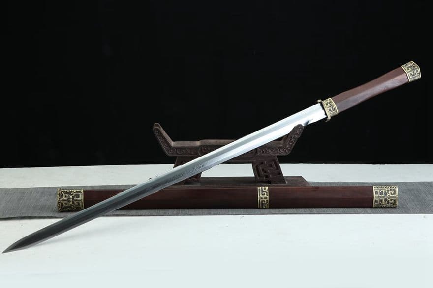 古兵器 武具　刀装具　日本刀　模造刀 居合刀 天地唐剣