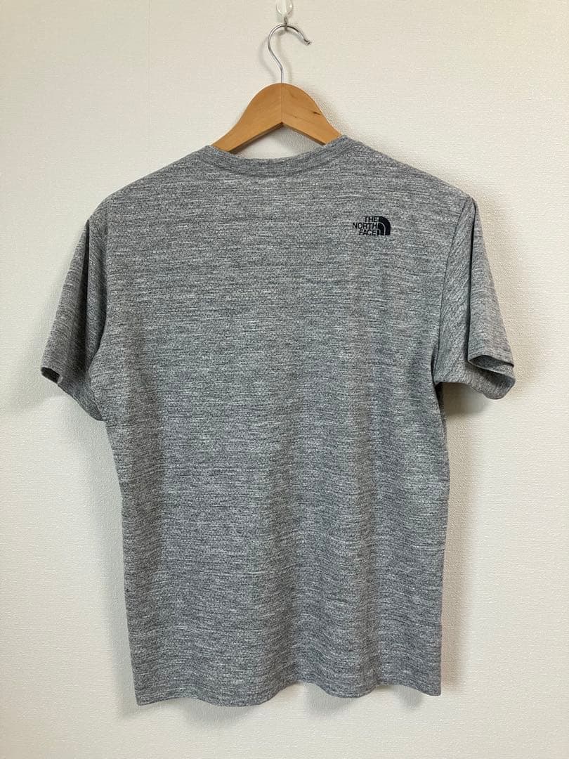 ランニングウェア　セット　エンデュリスレーシングショーツ　Tシャツ