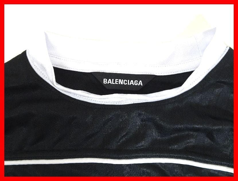 バレンシアガ　サッカーフードスカーフ　サッカーロゴ　中古　Mイ-323