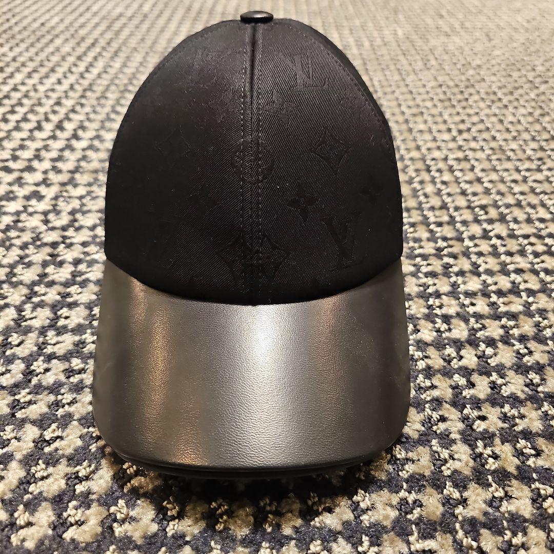 レクサス　Louis Vuitton ベースボールキャップ 黒/白　２個