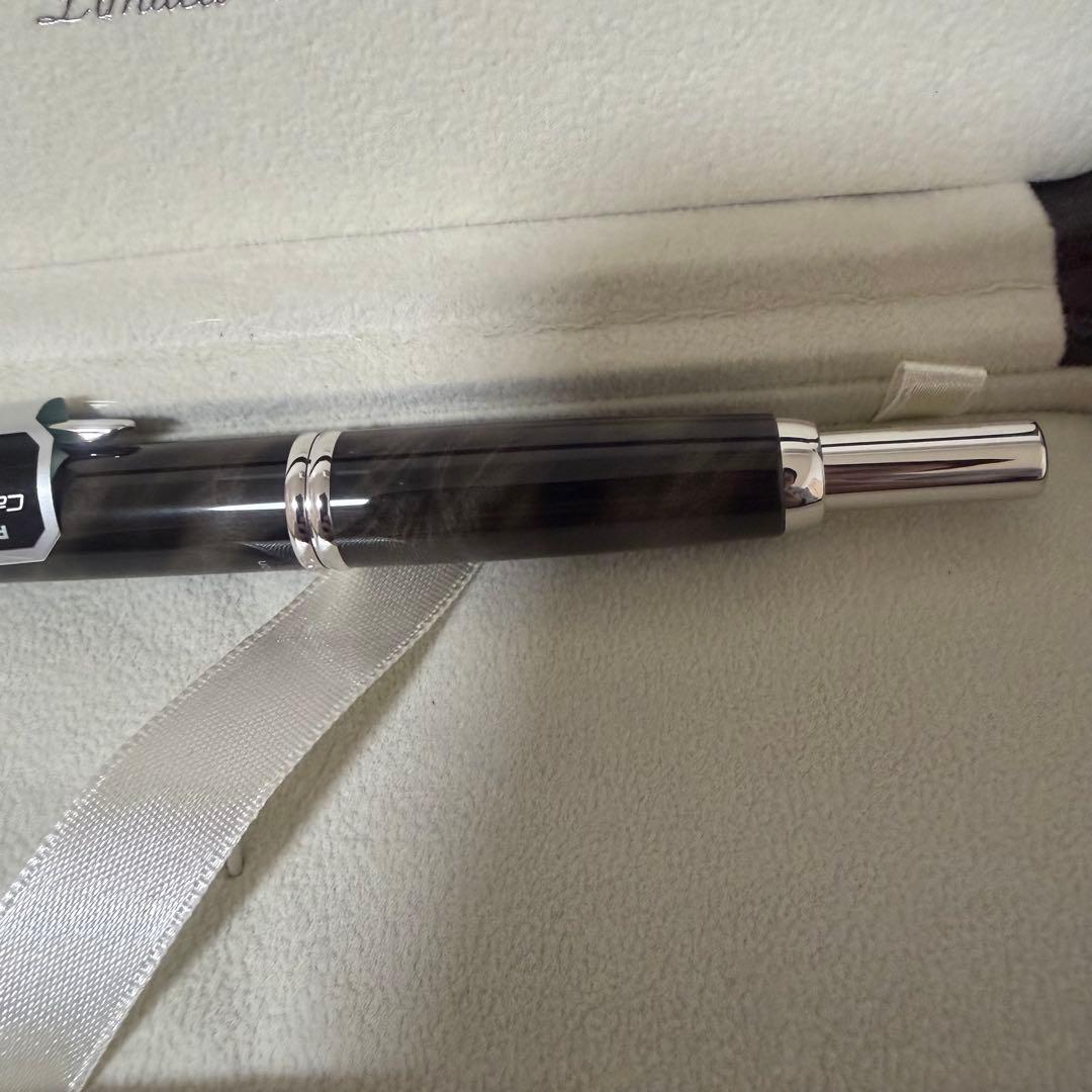 パイロット キャップレス 2012限定 ブラックマーブル　万年筆