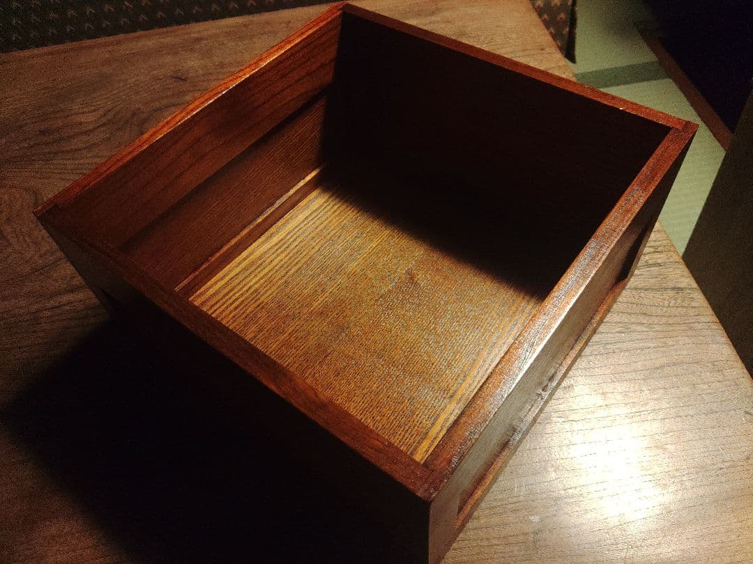 未使用　箱膳 木箱　無垢　天然木　アンティーク レトロ　アンティーク　希少