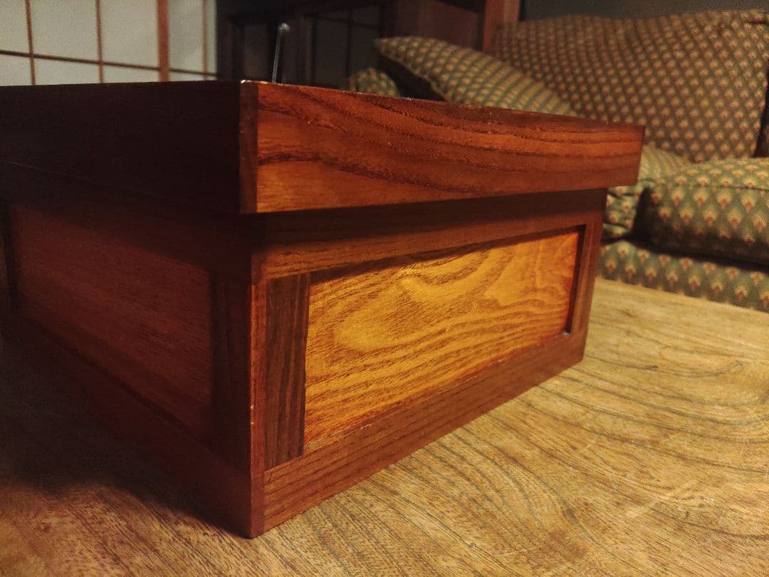 未使用　箱膳 木箱　無垢　天然木　アンティーク レトロ　アンティーク　希少