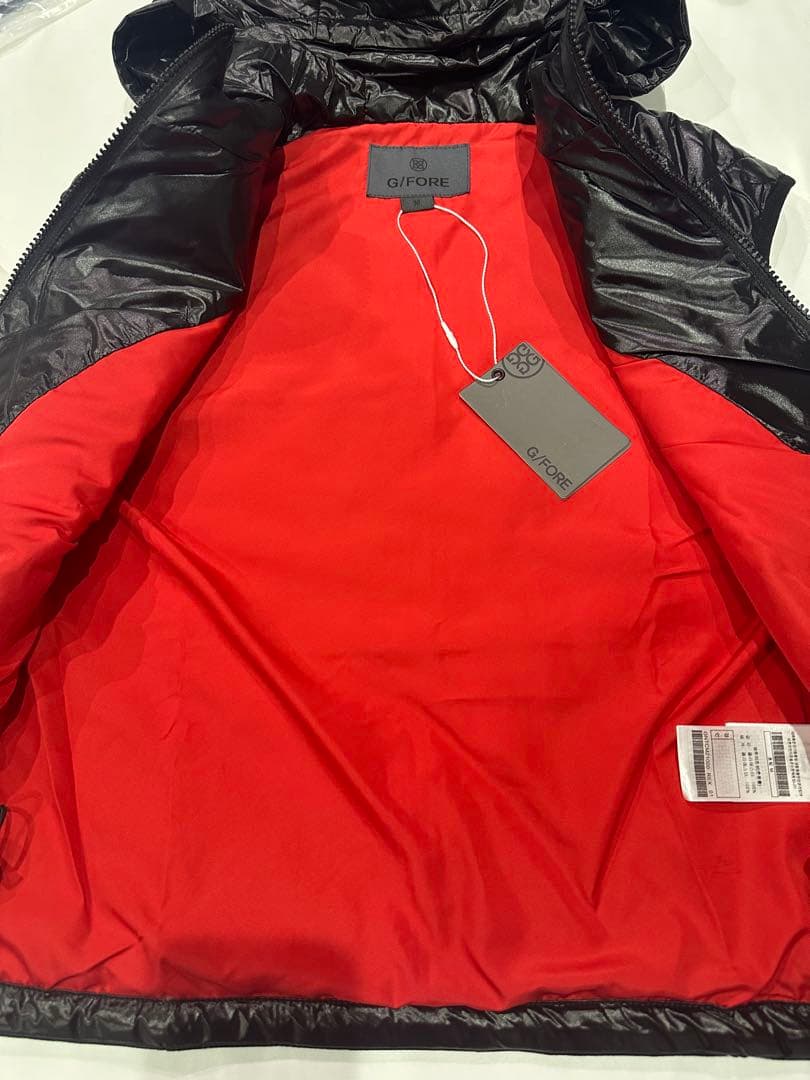 新品未使用新作G/FOREジーフォアレディースベスト sizeLブラック