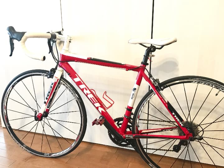 TREK 　自転車　ヘルメット付き