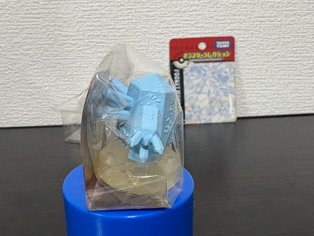 モンコレ レジアイス 未開封 激レア ポケモンフィギュア