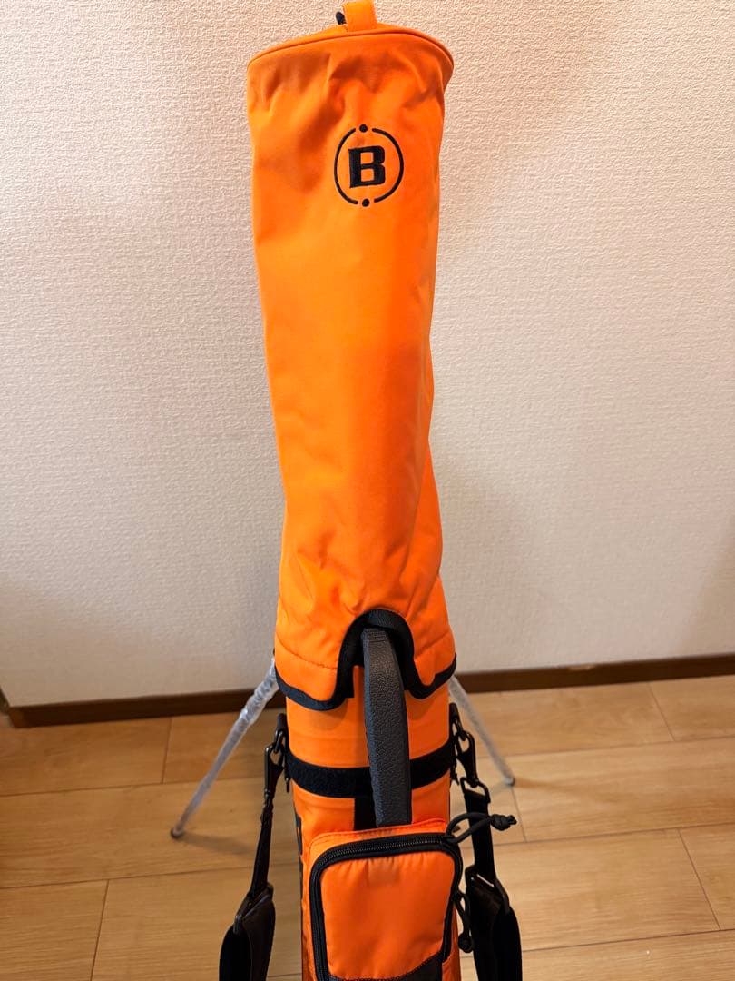 【レア】【新品未使用】ブリーフィング　セルフスタンド　キャディバッグ　オレンジ