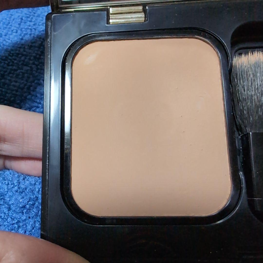 クレドポーボーテ タンプードルエクラ ピンクオークル10 美品