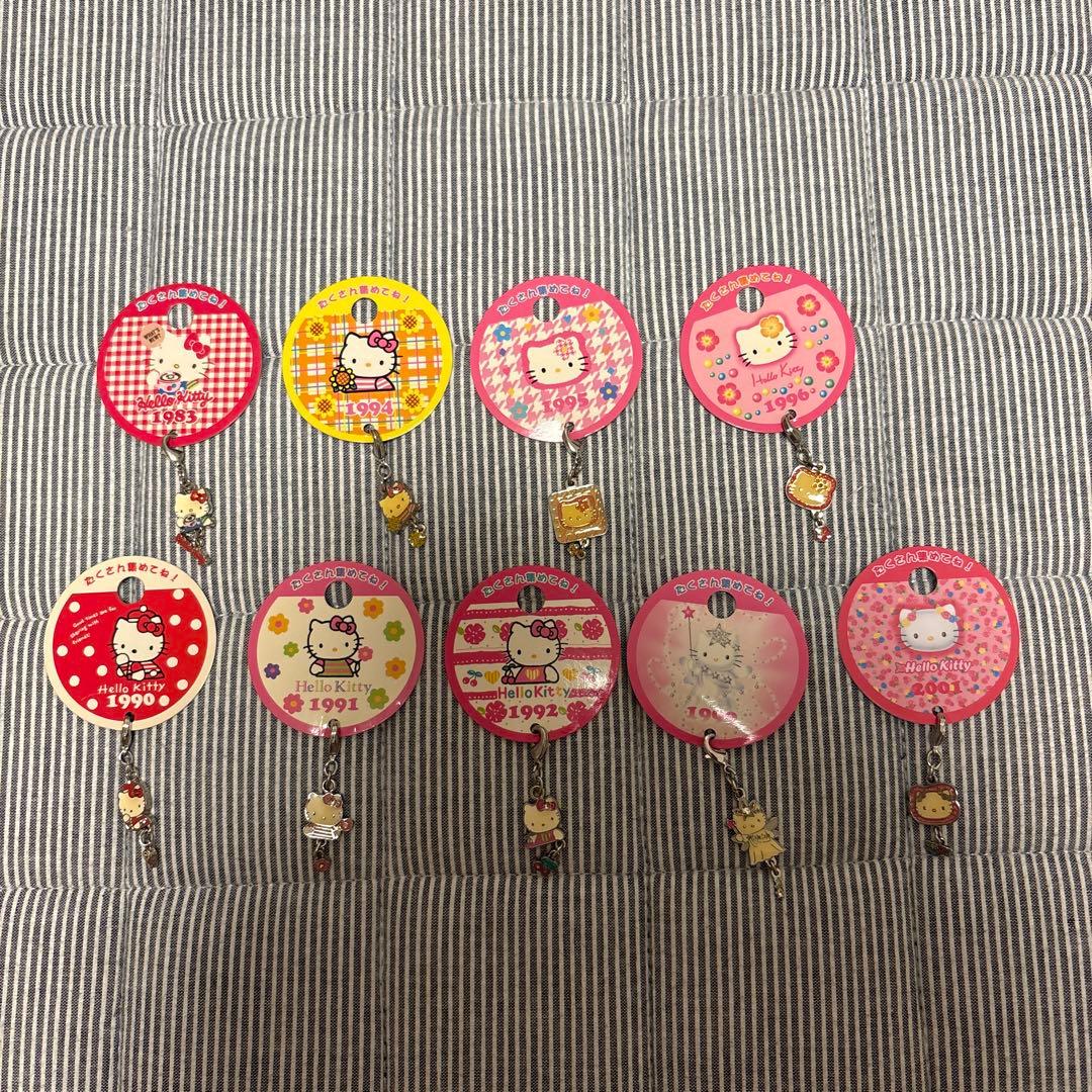 ハローキティ　ヒストリーチャーム　まとめ売り