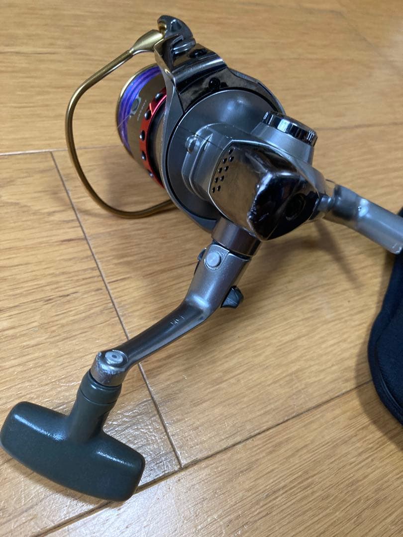 ダイワ リールトーナメントISO Z2500LB