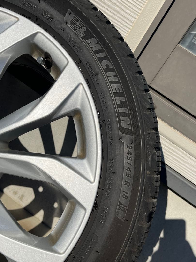 Audi A6純正ミシュランスタッドレス245/45R18【引取限定】