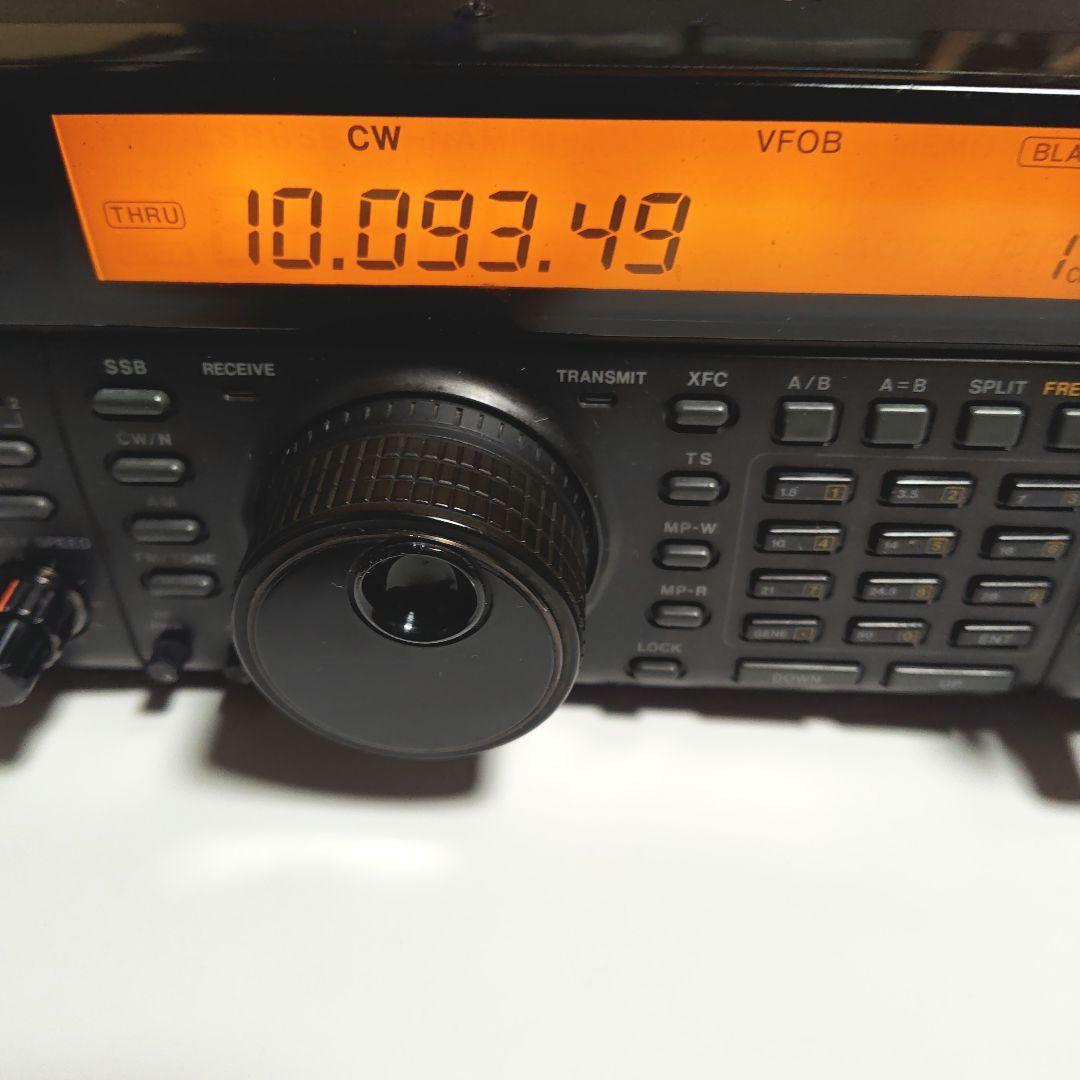ICOM IC736　HF〜50Mhz オ−ルモ−ドトランシバ−