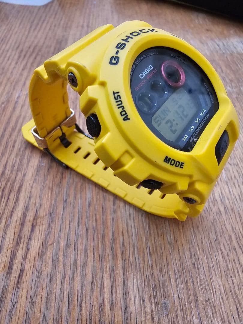 CASIO G-SHOCK イエロー腕時計☆記念モデル❓️