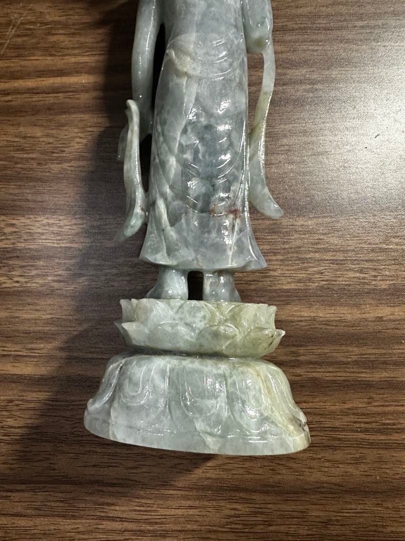 翡翠　仏像　 聖観音像 置物