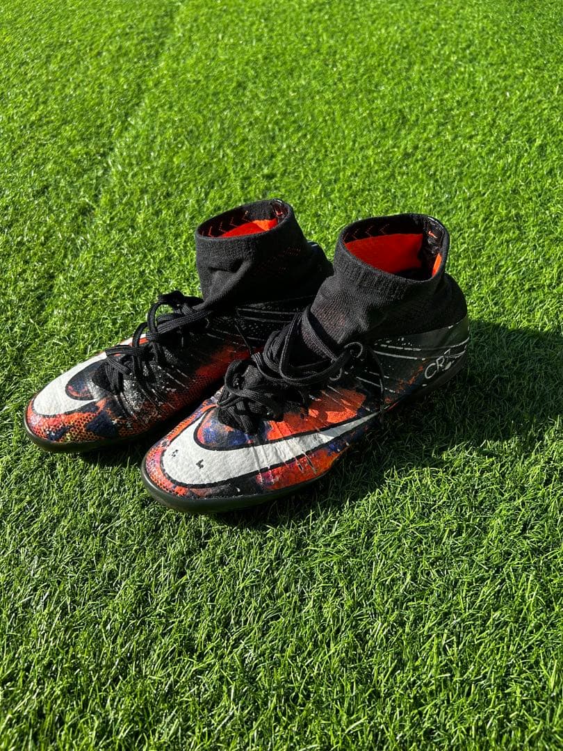 値下げしました！Nike マーキュリアル　CR7 ハイカット サッカーシューズ