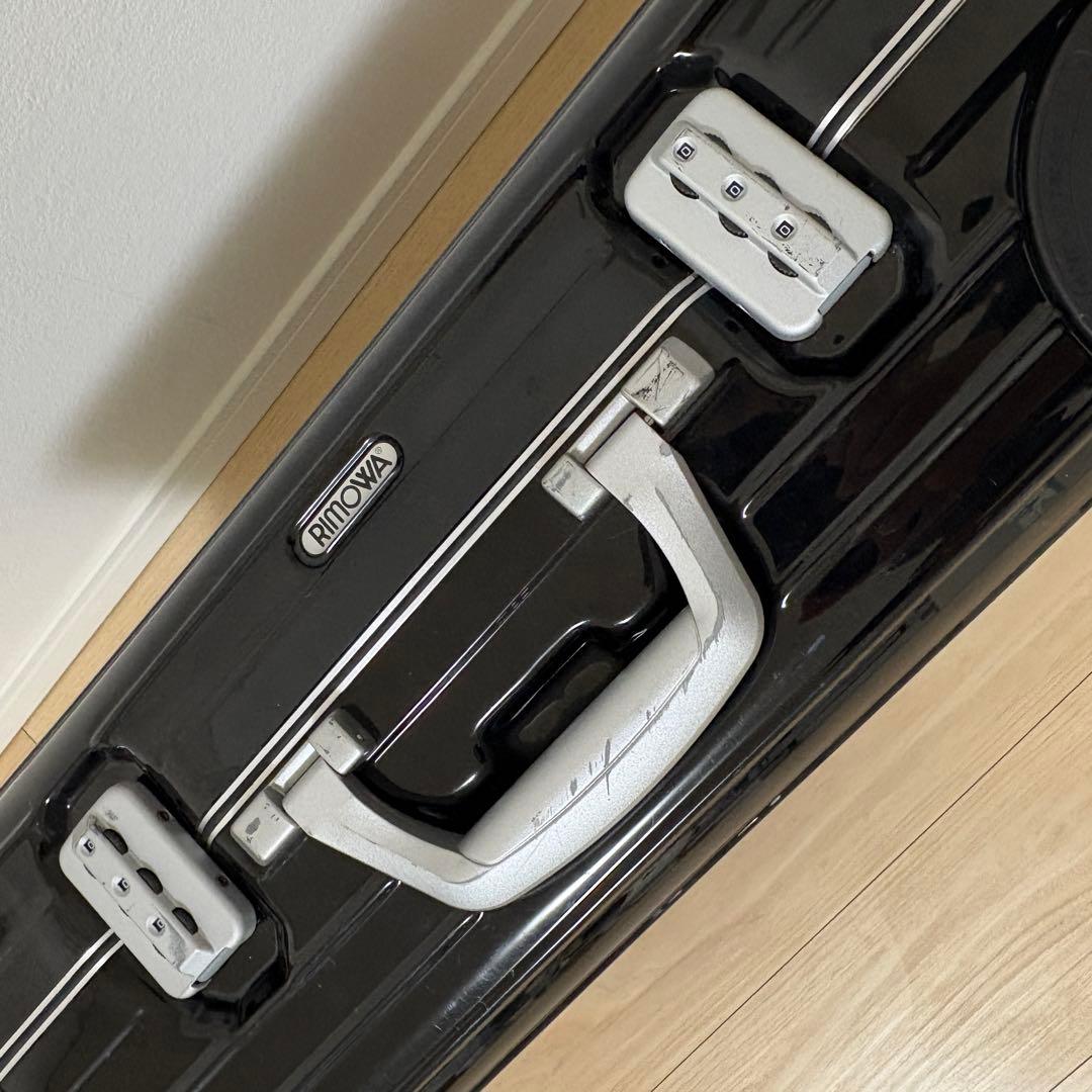 リモアスーツケース　ブラック