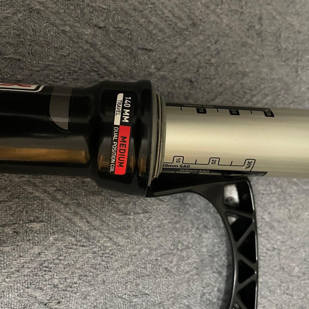 新年セール！！　ROCKSHOX Sektor サスペンションフォーク 26