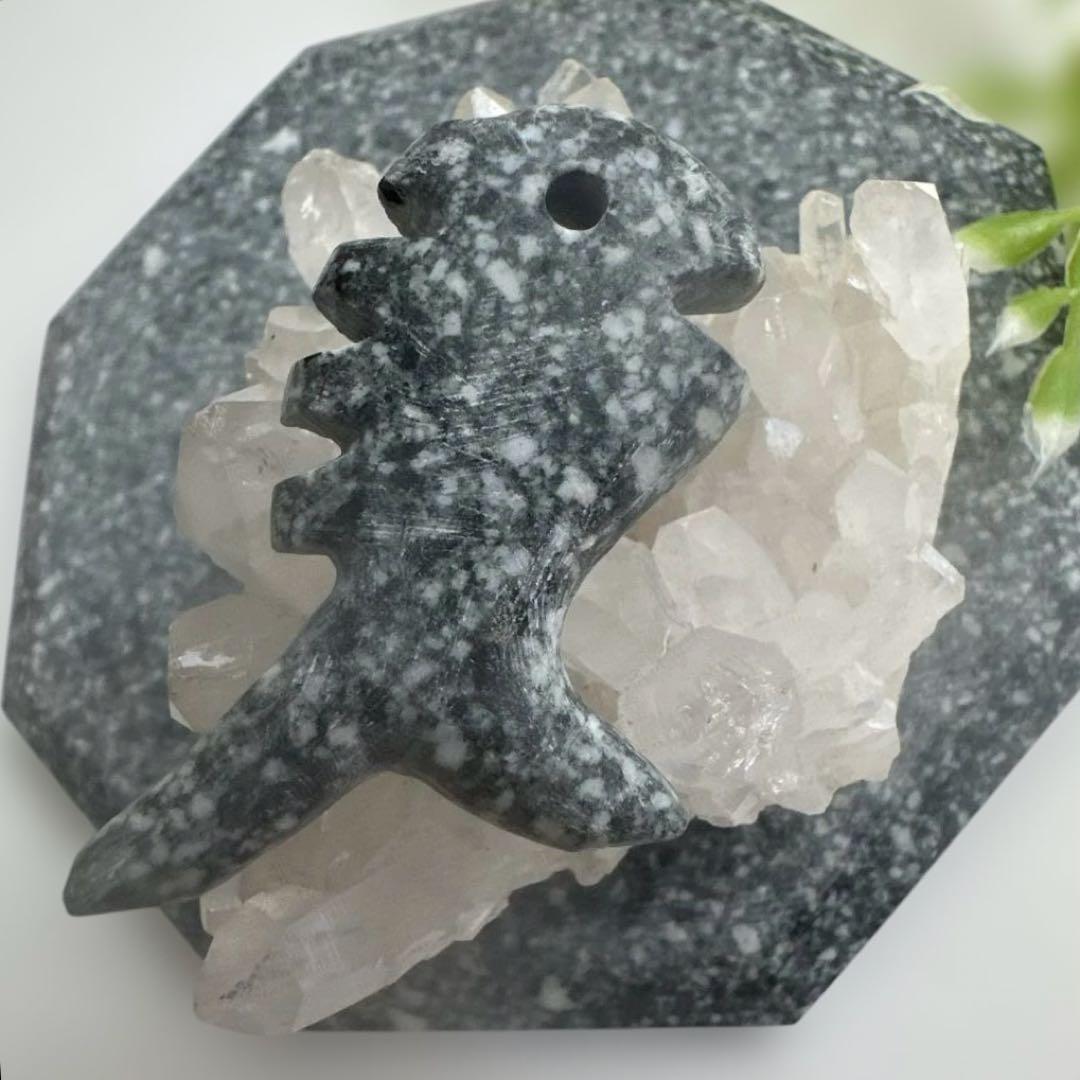 【遠野GODZILLA 】ゴジラ　獣型勾玉　高波動　限定1点　唯一無二