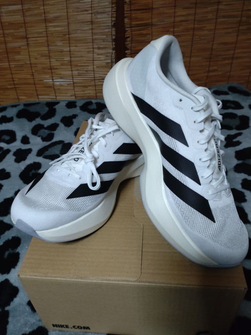 アディダス　アディゼロエボＳＬ　27.0cm　箱根駅伝　東京マラソン　大阪