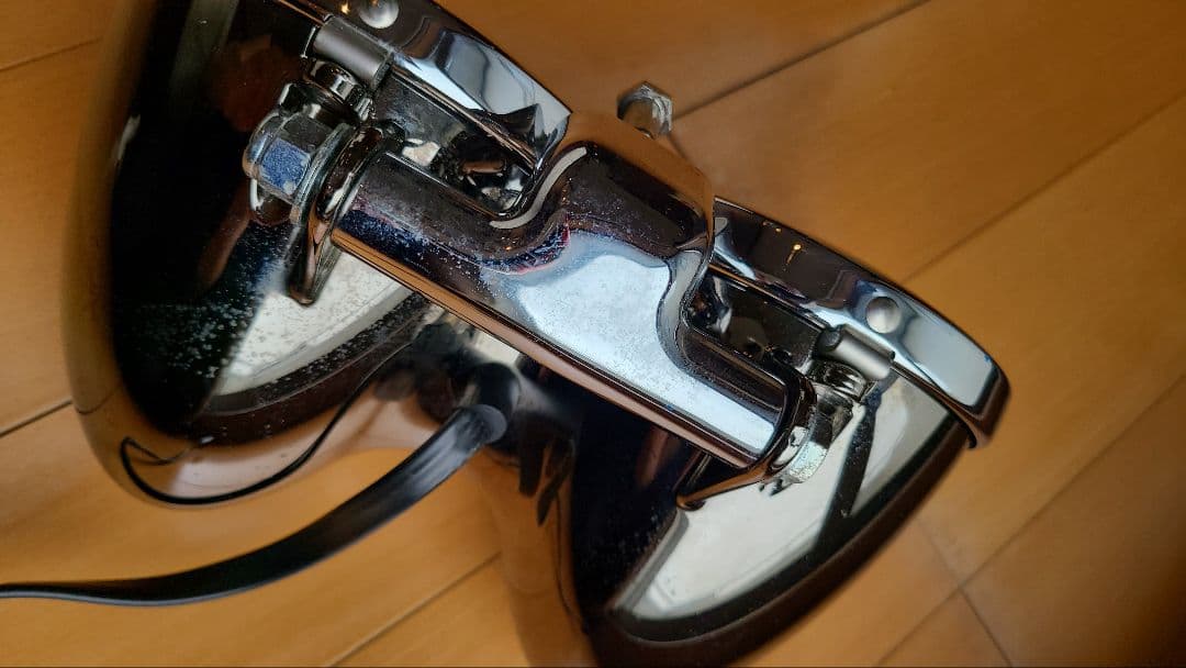 ハーレーFXDFSE純正ヘッドライト　ダブルライト