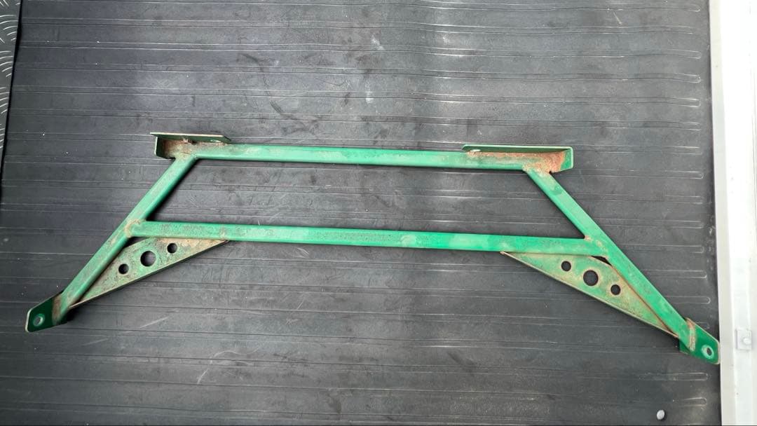 200系　ハイエース ワイド用 リヤブレース モデリスタ　補強パーツ