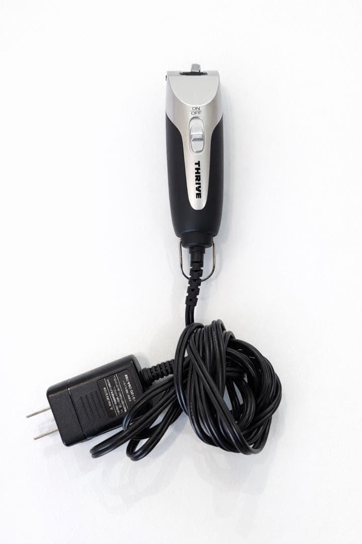 極美品　スライブ　ペットバリカン (本体のみ=刃なし) ブラック