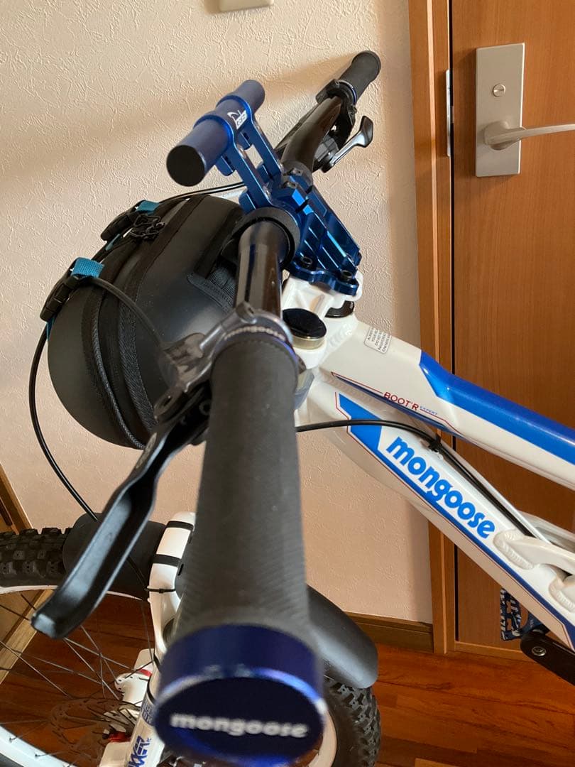 MON BOOT'R EXPERT 2012モデル