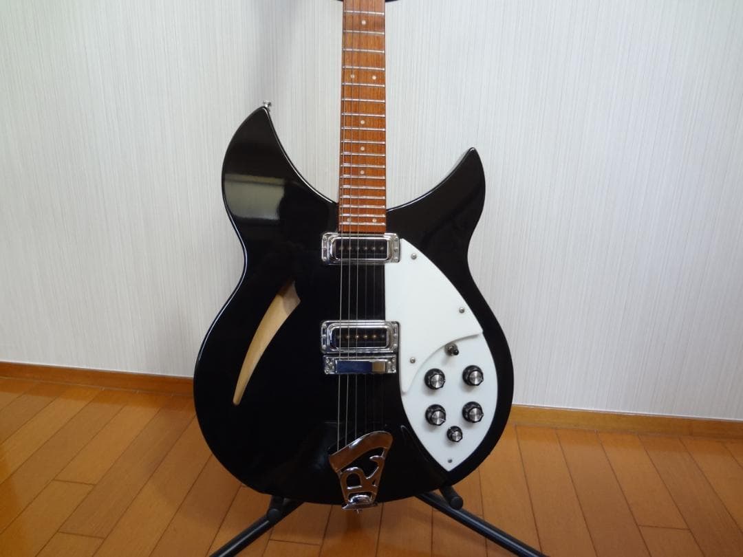 リッケンバッカー★Rickenbacker 330JG★1992年製？★未使用近