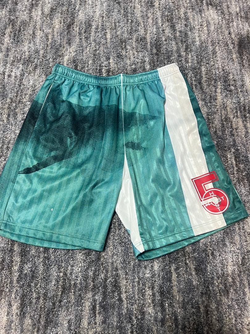 Supreme グラデーションハーフパンツ　サッカーショーツ