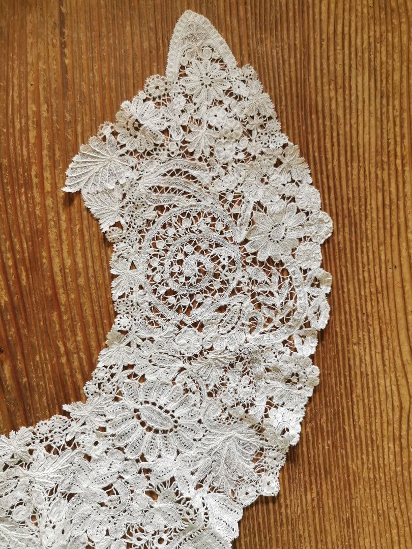 アンティークベルギー ポワンドローズ ブルージュ&デュセスレース付け襟 大型扇用