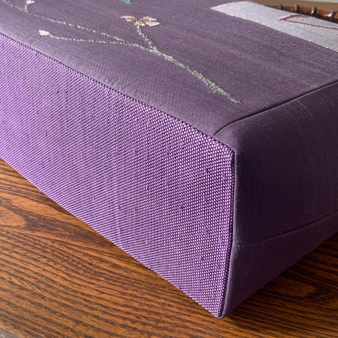 A4サイズ対応　紬帯　銀の香炉と金の枝花　リメイク　バンブーハンドルバッグ