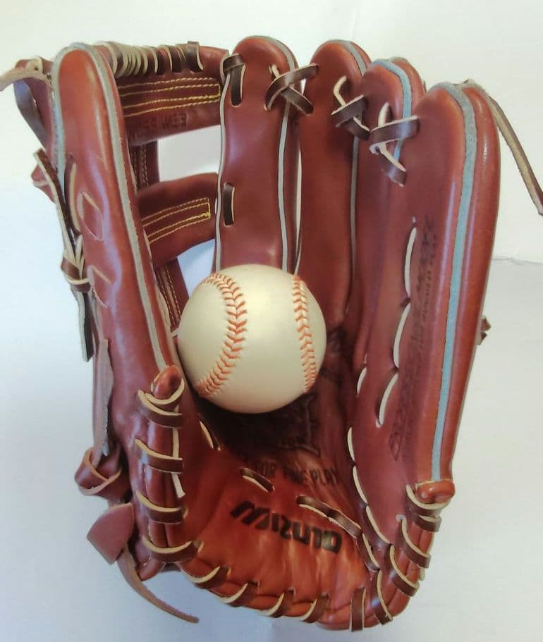 【リリモン】ワールドウィン復刻版グラブ